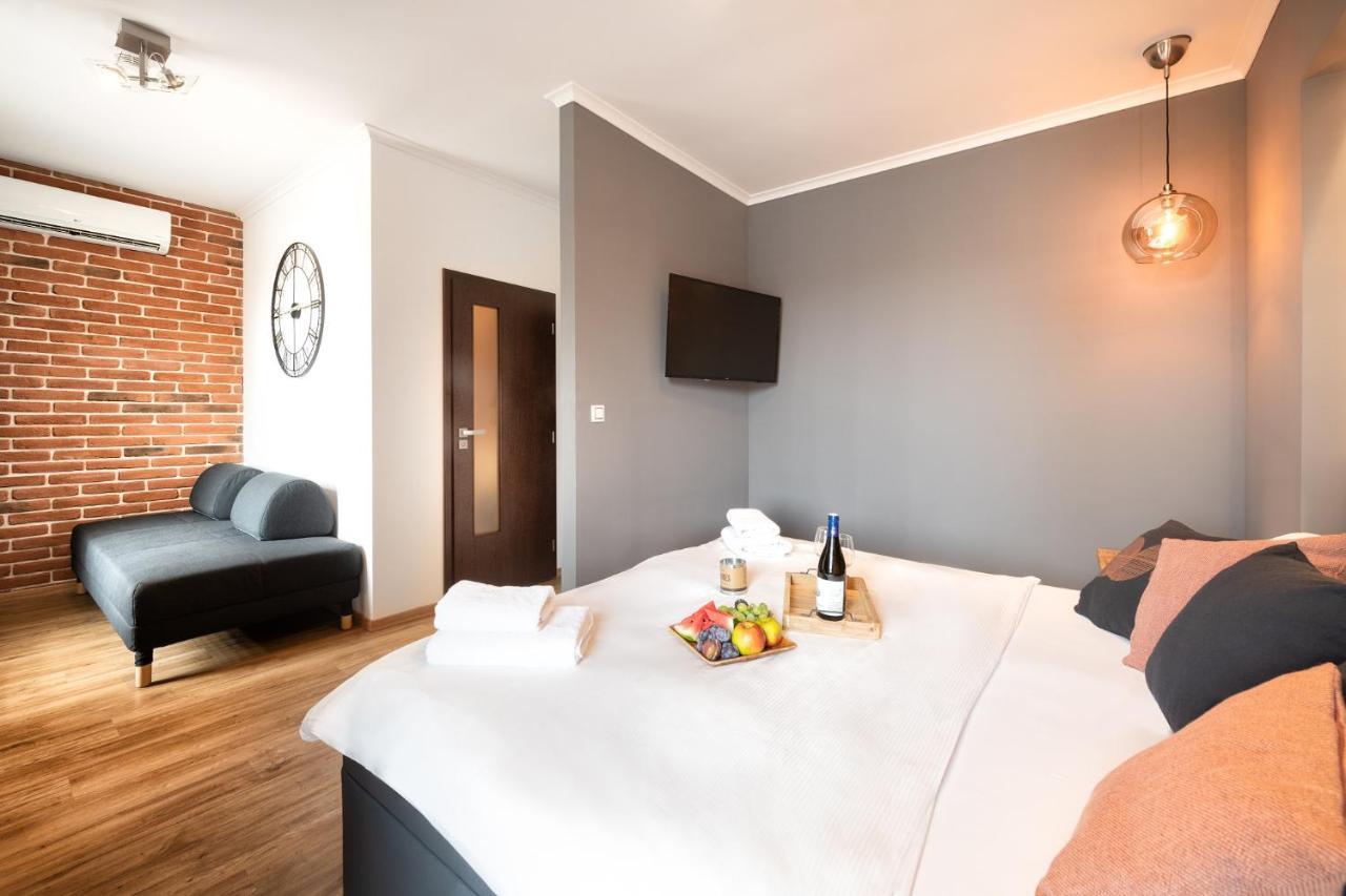 Wine & Wellness Hotel Besedni Dum Valtice Εξωτερικό φωτογραφία